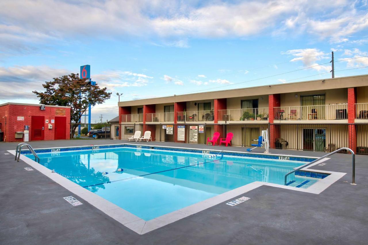 Hotel 6-gainesville, Ga