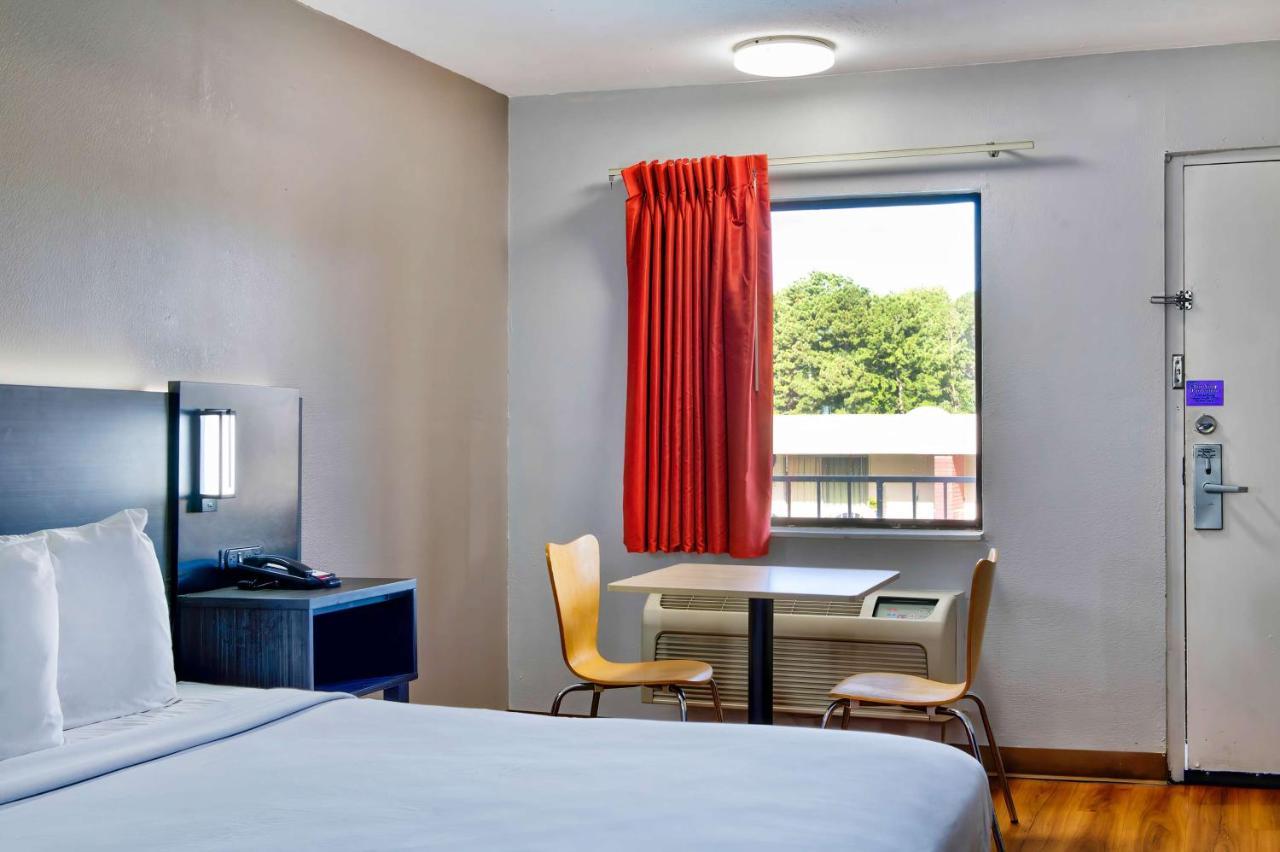 6-gainesville, Ga Hotel